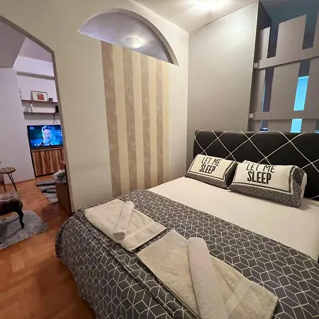 Aleksa Apartment